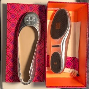 Tory Burch, ballet, silver metallic flats 8.5